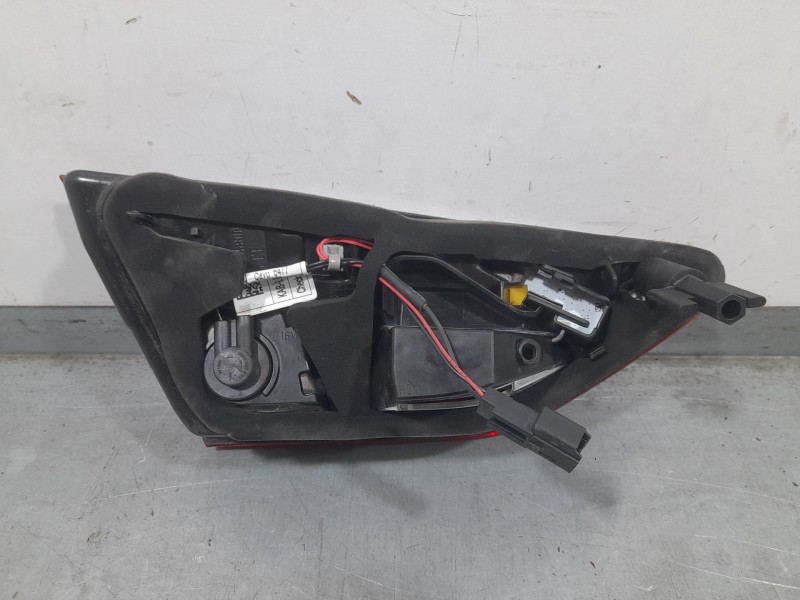 Recambio de piloto trasero derecho interior para opel insignia b grand sport (z18) 1.5 (68) referencia OEM IAM 39148315  