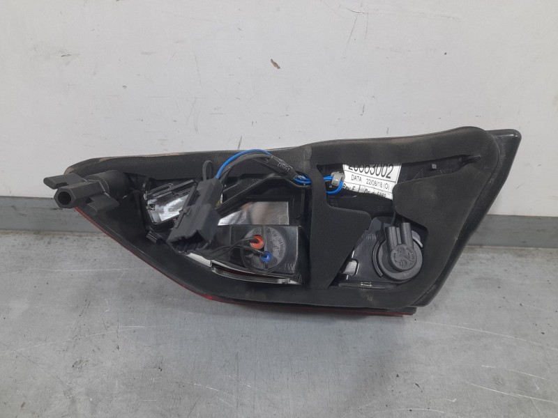 Recambio de piloto trasero izquierdo interior para opel insignia b grand sport (z18) 1.5 (68) referencia OEM IAM 39148314  