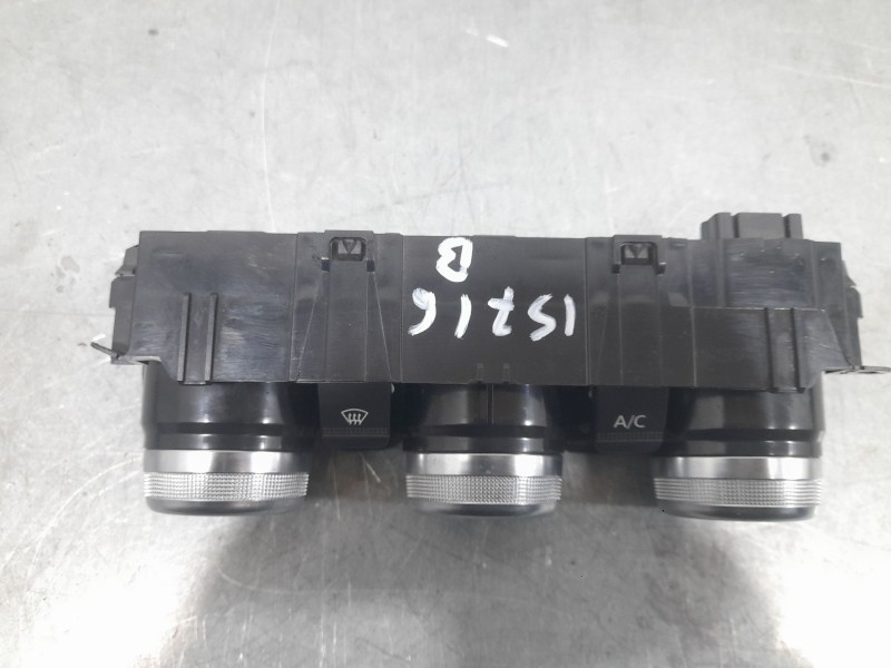 Recambio de mando calefaccion / aire acondicionado para mitsubishi colt 100t motion referencia OEM IAM 275100936R  