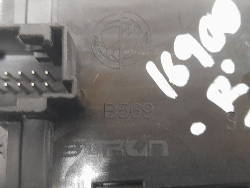 Recambio de mando luces para hyundai i10 ii (ba, ia) 1.2 referencia OEM IAM B569  