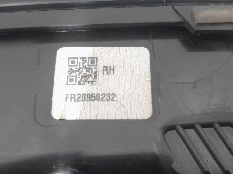 Recambio de piloto trasero derecho interior para peugeot 2008 ii (ud_, us_, uy_, uj_, ur_, uc_) 1.2 puretech 130 referencia OEM 