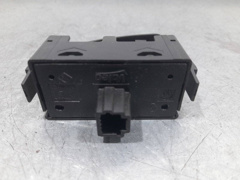 Recambio de warning para dacia dokker furgoneta/monovolumen 1.5 dci (feaj) referencia OEM IAM E3160101  