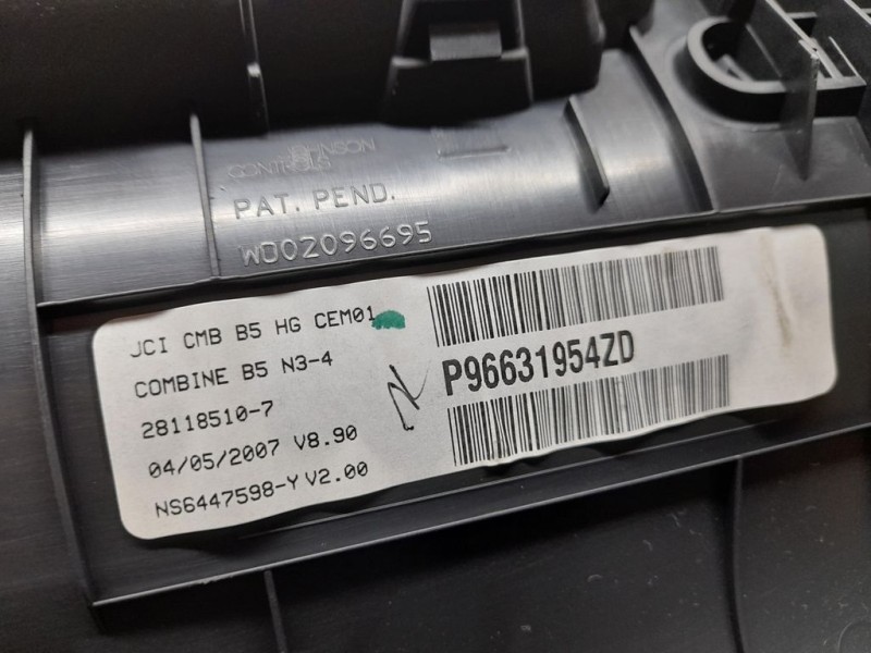 Recambio de cuadro instrumentos para citroën c4 berlina collection referencia OEM IAM 96631954ZD 281185107 CUENTA REVOLUCIONES