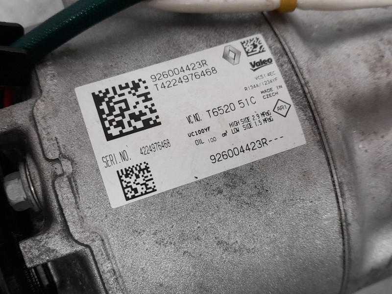 Recambio de compresor aire acondicionado para renault clio v techno referencia OEM IAM 926004423R VALEO 