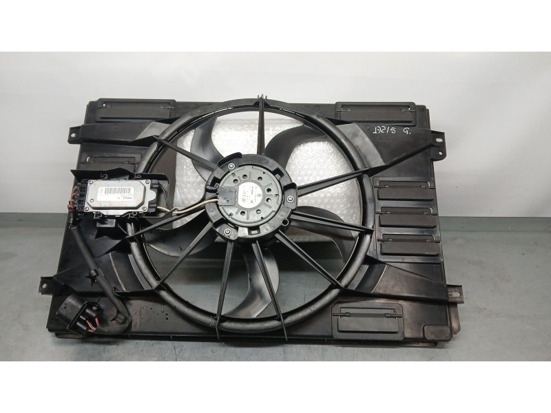 Recambio de electroventilador para volkswagen golf vi (5k1) 1.6 tdi referencia OEM IAM 1K0121205AF BOSCH 3135103803