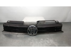 REJILLA DELANTERA 5K0853653 