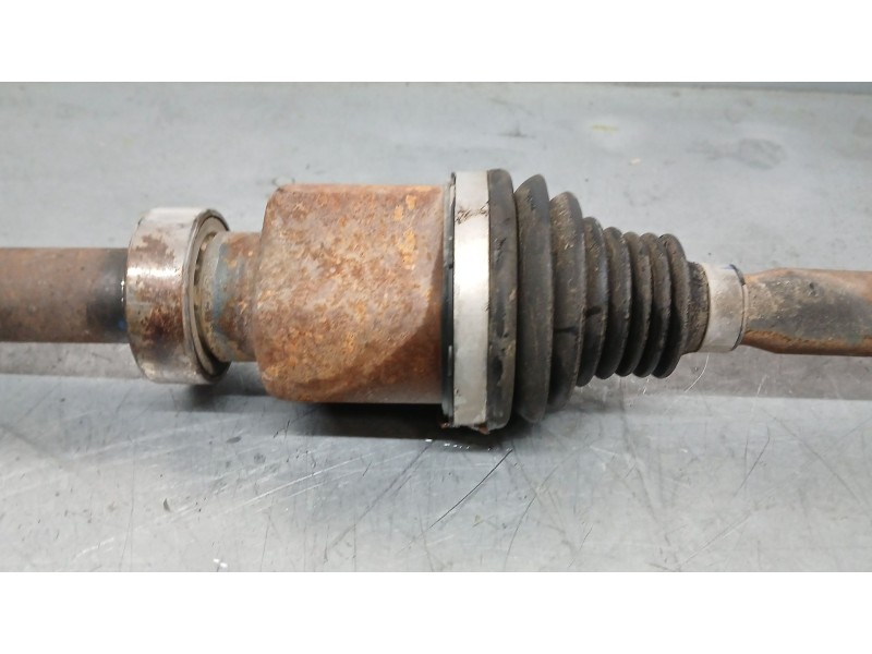 Recambio de transmision delantera derecha para nissan nv250 furgoneta (x61) dci 80 referencia OEM IAM 391001290R  