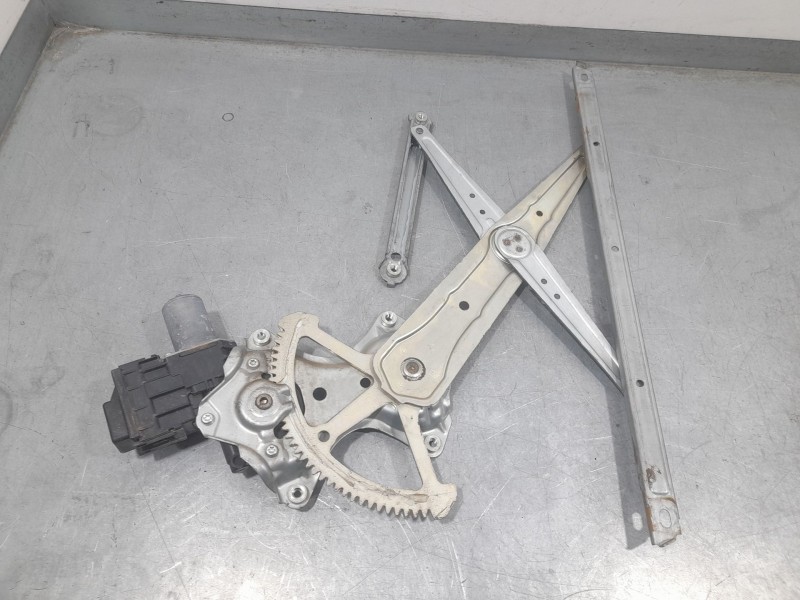 Recambio de elevalunas trasero izquierdo para lexus es 300h referencia OEM IAM 8572033360 ELECTRICO DENSO