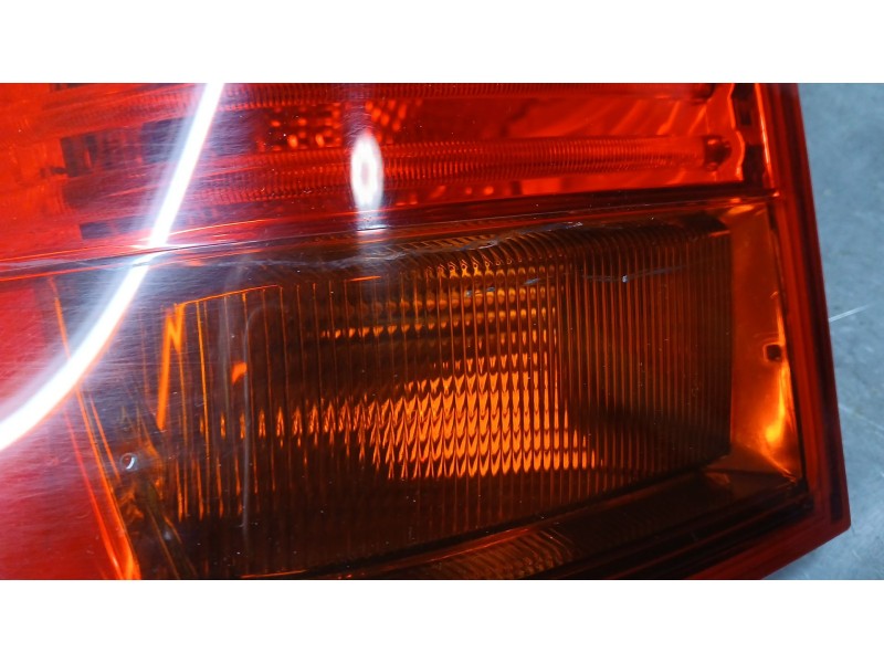 Recambio de piloto trasero izquierdo exterior para bmw x5 (e70) 3.0 d referencia OEM IAM 7200817 ROZADO 