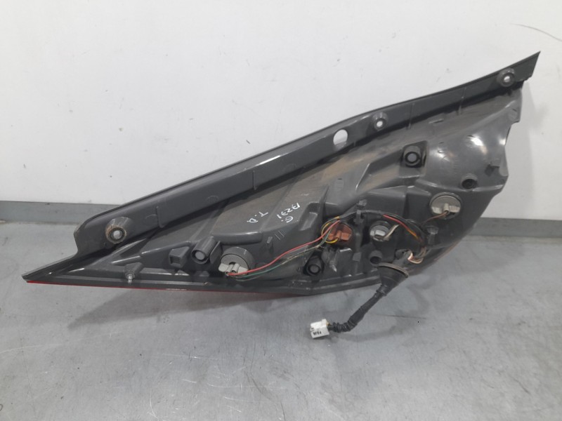 Recambio de piloto trasero derecho para hyundai i30 (fd) 1.6 crdi referencia OEM IAM 924022R0  