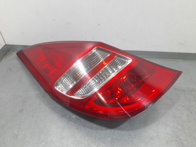 Recambio de piloto trasero izquierdo para hyundai i30 (fd) 1.6 crdi referencia OEM IAM 924012R0  