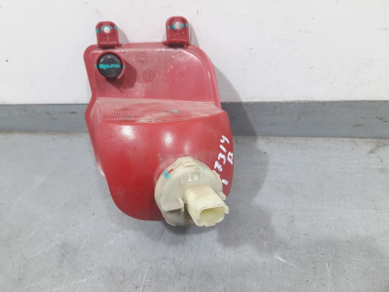 Recambio de piloto trasero izquierdo paragolpes para peugeot 2008 ii (ud_, us_, uy_, uj_, ur_, uc_) 1.2 puretech 130 referencia 