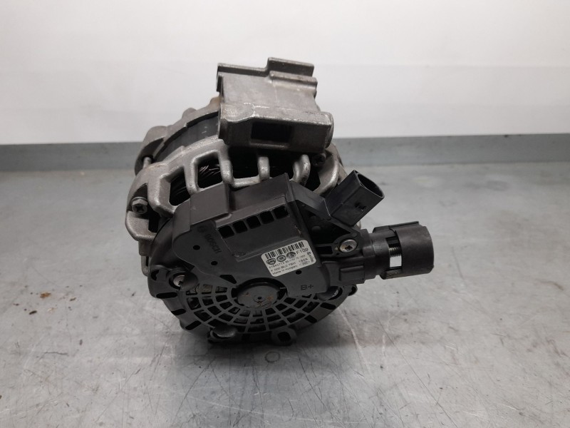 Recambio de alternador para jeep renegade sport fwd referencia OEM IAM 51943773 BOSCH F000BL07BH