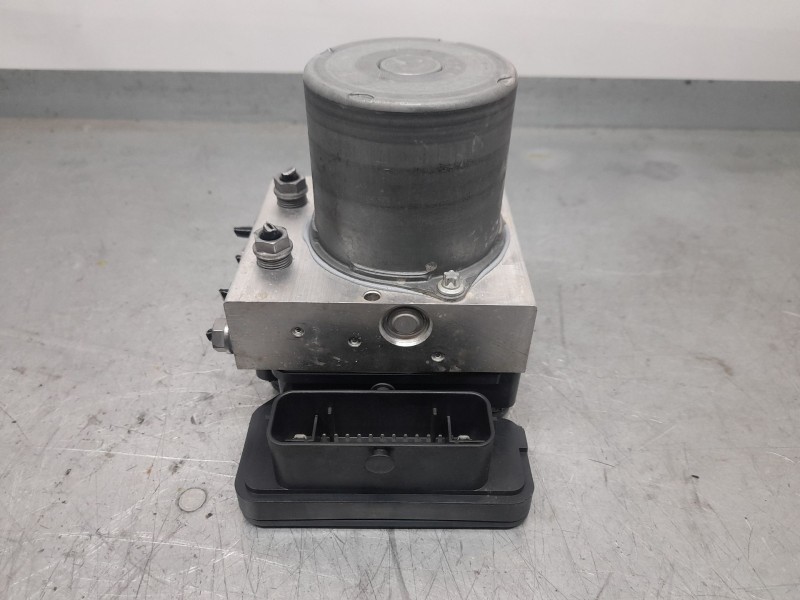 Recambio de abs para seat arona style edition referencia OEM IAM 2Q0614517AG BOSCH 