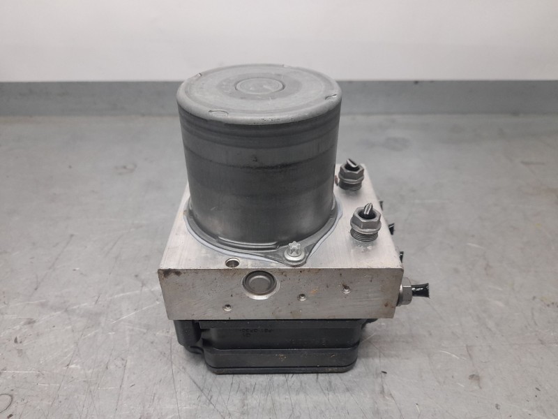 Recambio de abs para seat arona style edition referencia OEM IAM 2Q0614517AG BOSCH 