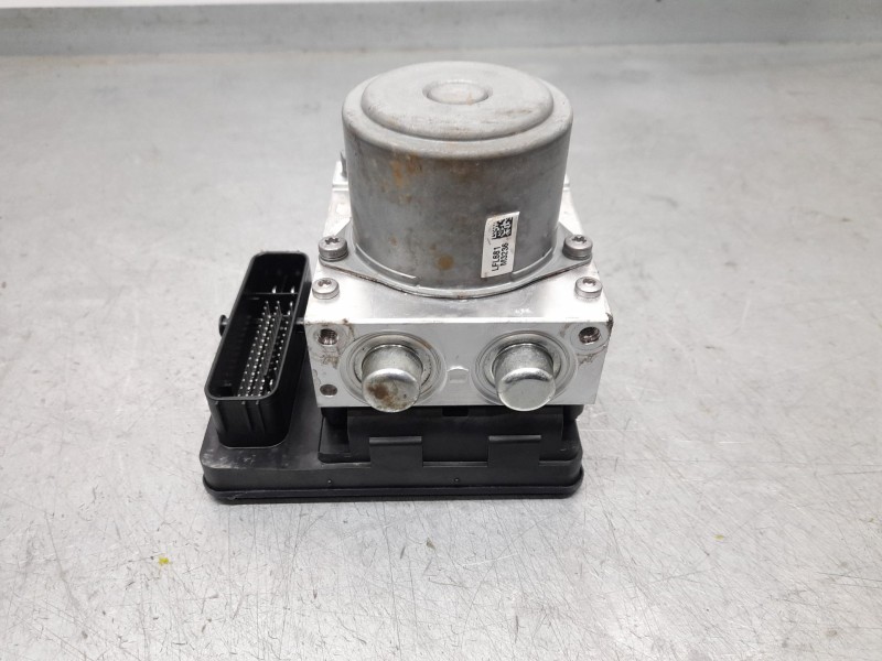 Recambio de abs para jeep renegade sport fwd referencia OEM IAM 52080677 TRW 