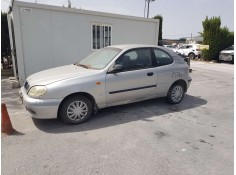 daewoo lanos del año 2000