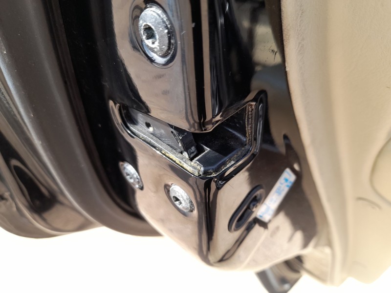 Recambio de cerradura puerta trasera izquierda para hyundai tucson (jm) 2.0 crdi referencia OEM IAM 814102E010  