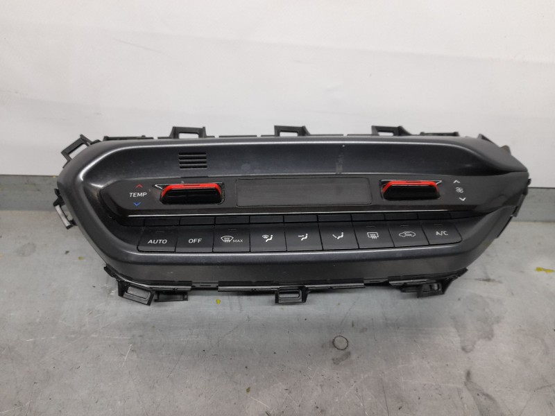 Recambio de mando climatizador para hyundai i20 n line referencia OEM IAM 97250Q0210HOT  