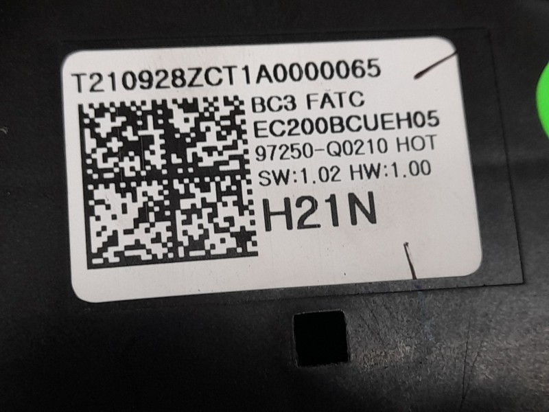 Recambio de mando climatizador para hyundai i20 n line referencia OEM IAM 97250Q0210HOT  