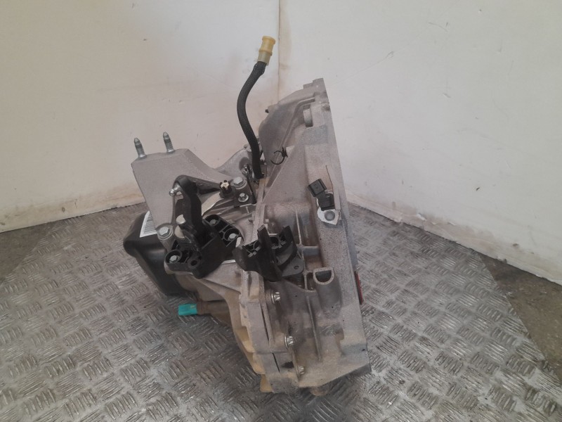 Recambio de caja cambios para dacia logan ii tce 90 lpg referencia OEM IAM JH3336 S341924 5 VELOCIDADES