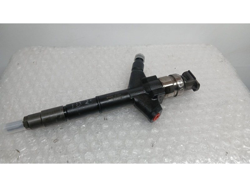 Recambio de inyector para nissan cabstar 09.06 cabstar 35.xx cabina simple cabina individual referencia OEM IAM   