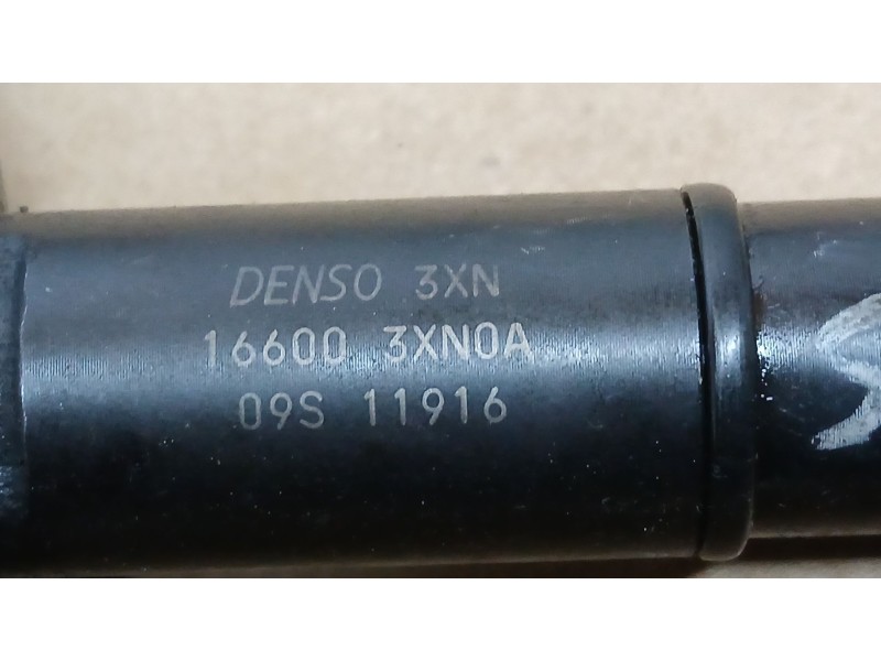 Recambio de inyector para nissan cabstar 09.06 cabstar 35.xx cabina simple cabina individual referencia OEM IAM   