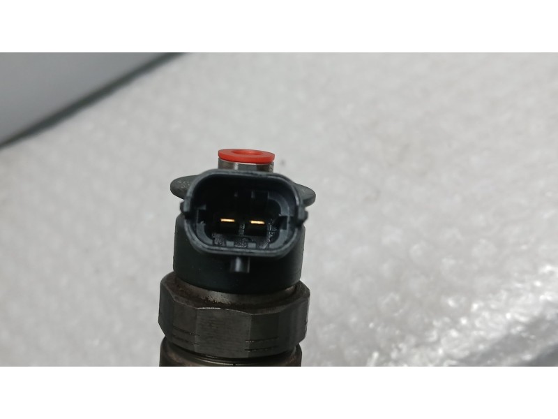 Recambio de inyector para ford transit courier b460 furgoneta/monovolumen 1.5 tdci referencia OEM IAM   
