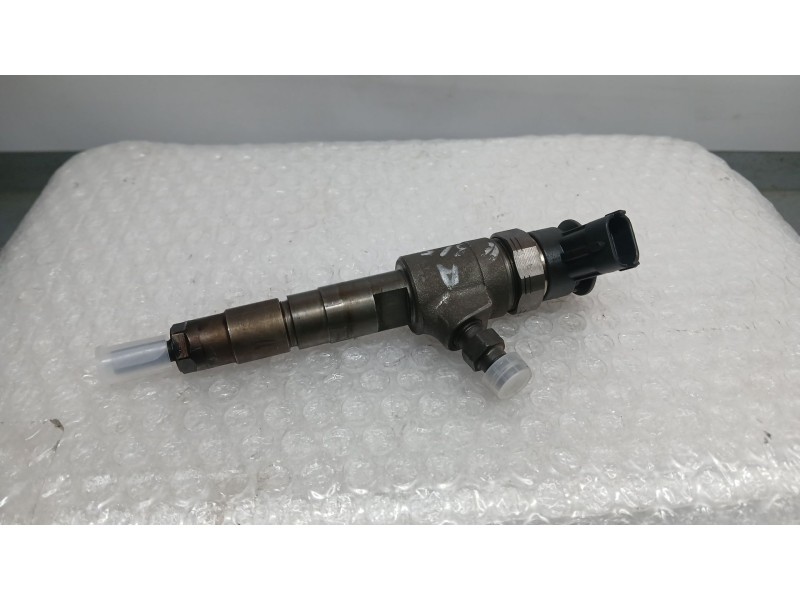Recambio de inyector para ford transit courier b460 furgoneta/monovolumen 1.5 tdci referencia OEM IAM   