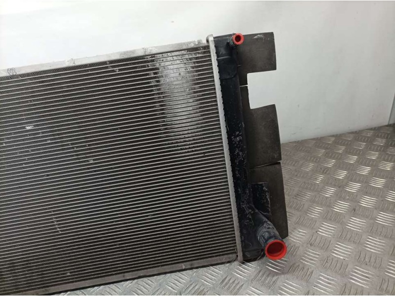 Recambio de radiador agua para toyota auris active referencia OEM IAM 4221336512  