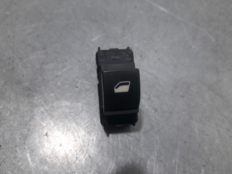 Recambio de mando elevalunas delantero derecho para peugeot 3008 ii suv (mc_, mr_, mj_, m4_) 1.5 bluehdi 130 referencia OEM IAM 