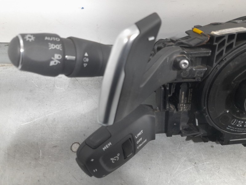 Recambio de mando luces y limpia para peugeot 3008 ii suv (mc_, mr_, mj_, m4_) 1.5 bluehdi 130 referencia OEM IAM 98312608ZD  