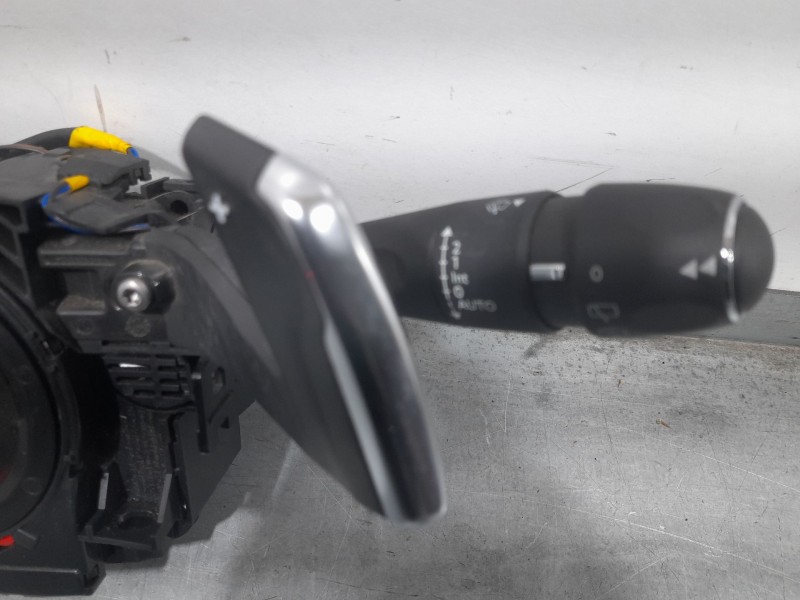 Recambio de mando luces y limpia para peugeot 3008 ii suv (mc_, mr_, mj_, m4_) 1.5 bluehdi 130 referencia OEM IAM 98312608ZD  