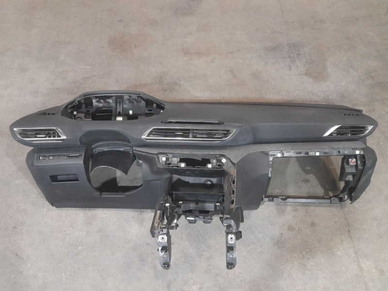 Recambio de kit airbag para peugeot 3008 ii suv (mc_, mr_, mj_, m4_) 1.5 bluehdi 130 referencia OEM IAM 98105497ZD C/SALPICADERO