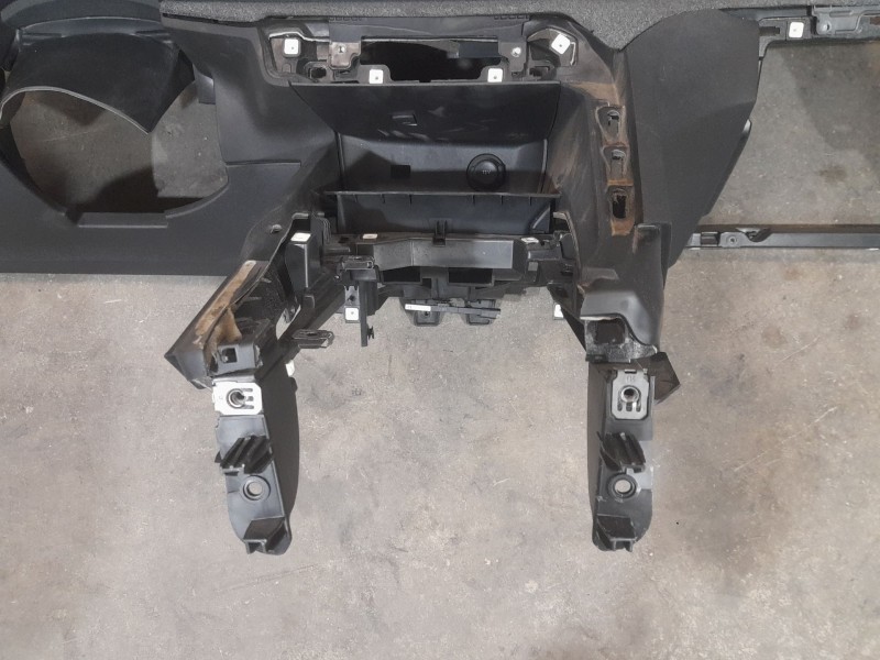 Recambio de kit airbag para peugeot 3008 ii suv (mc_, mr_, mj_, m4_) 1.5 bluehdi 130 referencia OEM IAM 98105497ZD C/SALPICADERO