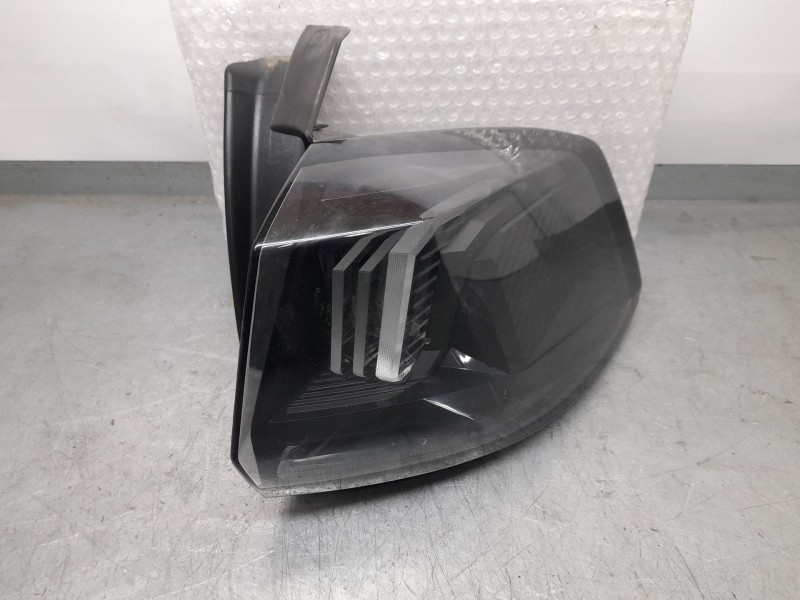 Recambio de piloto trasero derecho exterior para peugeot 5008 ii (mc_, mj_, mr_, m4_) 1.2 hybrid (mrhnyh, mrhnyw, mrhnsu, mrhnsm