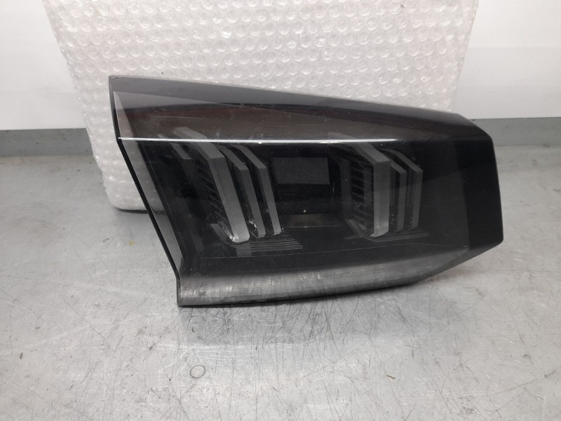 Recambio de piloto trasero izquierdo interior para peugeot 5008 ii (mc_, mj_, mr_, m4_) 1.2 hybrid (mrhnyh, mrhnyw, mrhnsu, mrhn