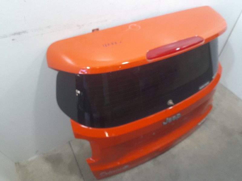 Recambio de porton trasero para jeep renegade sport fwd referencia OEM IAM 51949867  