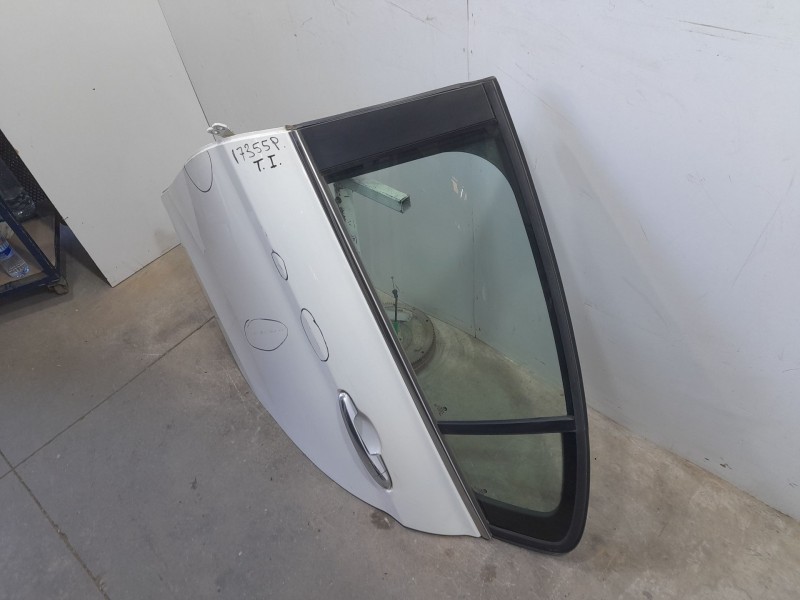 Recambio de puerta trasera izquierda para fiat tipo hatchback (356_, 357_) 1.4 (356hxa1b) referencia OEM IAM 52161646  