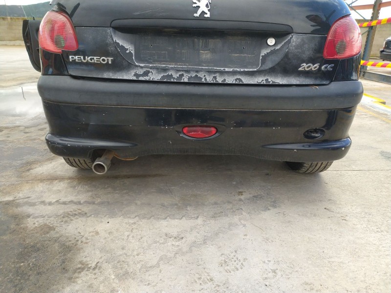 Recambio de paragolpes trasero para peugeot 206 cc (2d) 1.6 16v (2dnfuf, 2dnfur) referencia OEM IAM  ROZADO 