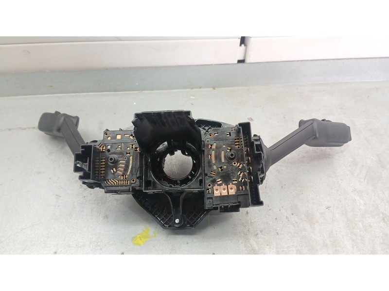 Recambio de com 2000 para seat ibiza (6p1) reference referencia OEM IAM 6C0953513B  6 PINS