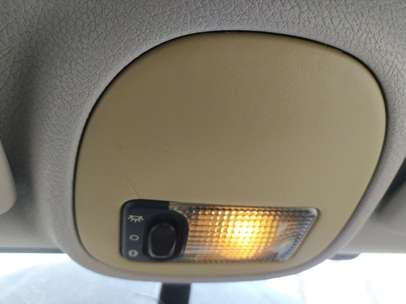 Recambio de luz interior para peugeot 206 cc (2d) 1.6 16v (2dnfuf, 2dnfur) referencia OEM IAM   
