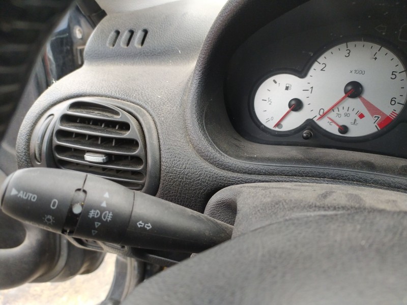 Recambio de mando luces y limpia para peugeot 206 cc (2d) 1.6 16v (2dnfuf, 2dnfur) referencia OEM IAM   