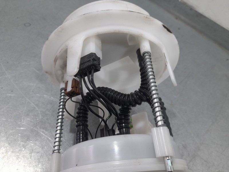 Recambio de aforador para peugeot 2008 (p1) allure referencia OEM IAM 9851127180  