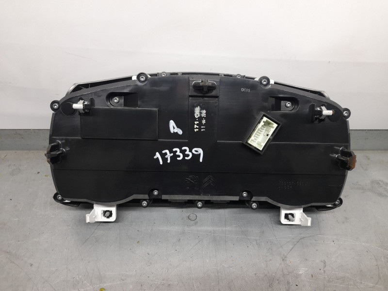 Recambio de cuadro instrumentos para citroën c3 iii (sx) 1.2 vti 82 referencia OEM IAM 9823019980  