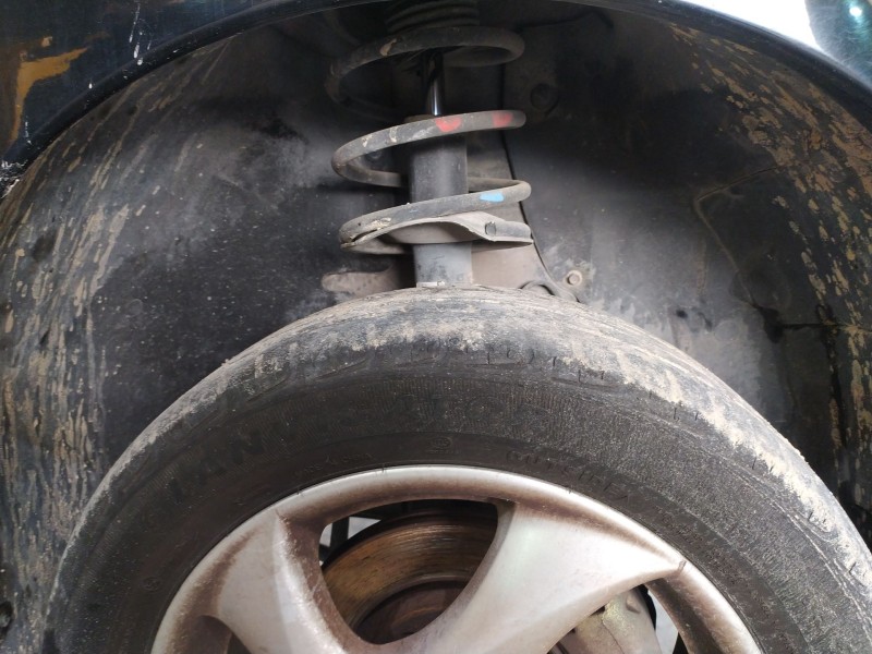 Recambio de plastico pase rueda del. dch. para peugeot 206 cc (2d) 1.6 16v (2dnfuf, 2dnfur) referencia OEM IAM   