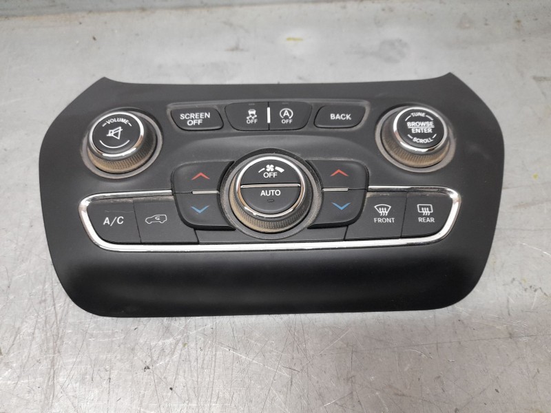 Recambio de mando climatizador para jeep cherokee limited 4x2 referencia OEM IAM 68293520AC  
