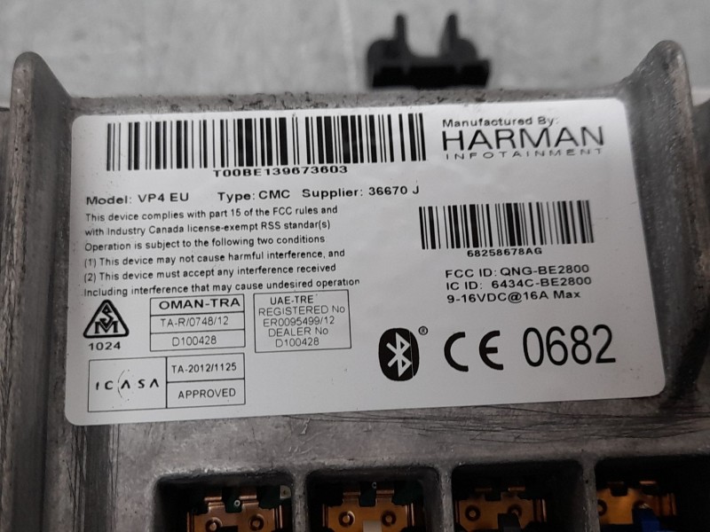 Recambio de sistema navegacion gps para jeep cherokee limited 4x2 referencia OEM IAM Z8365216AB HARMAN 