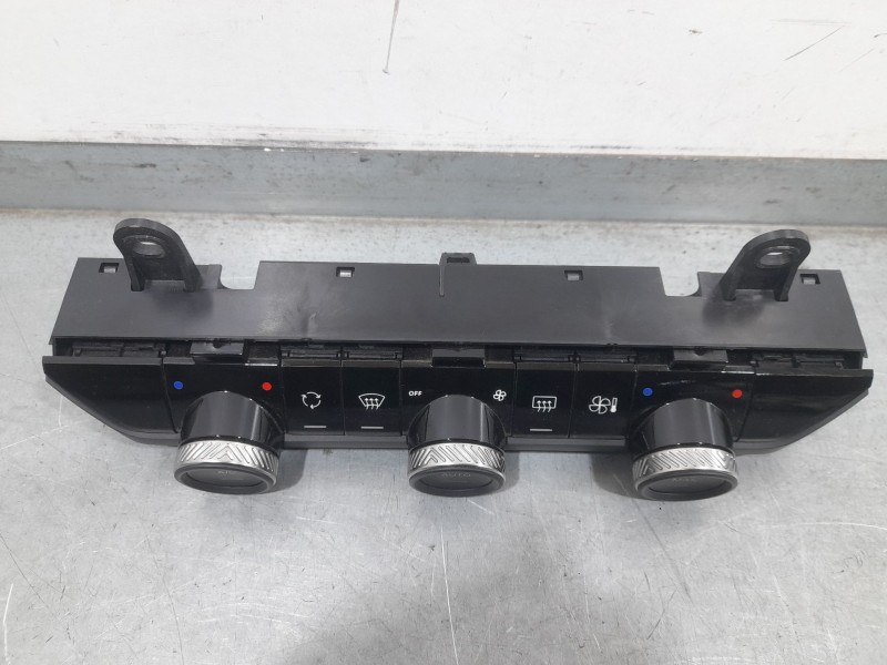 Recambio de mando climatizador para citroën c4 iii (ba_, bb_, bc_) 1.5 bluehdi 130 (bbyhzb) referencia OEM IAM 9844375880  