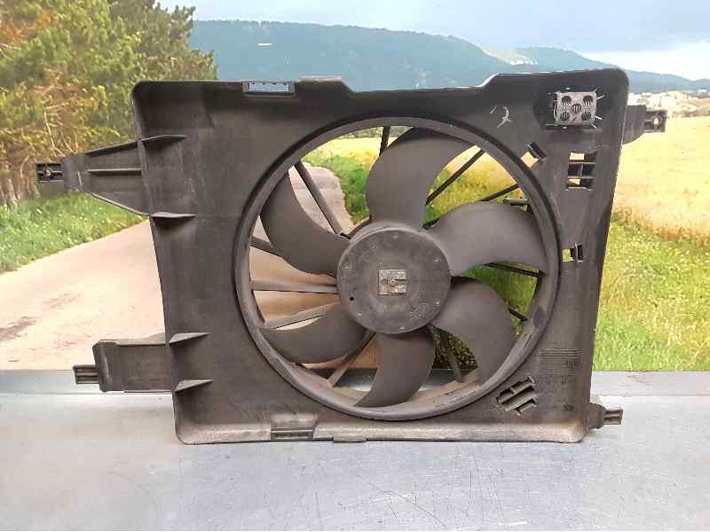 Recambio de electroventilador para renault megane ii classic berlina confort authentique referencia OEM IAM 8200222998 25201700 